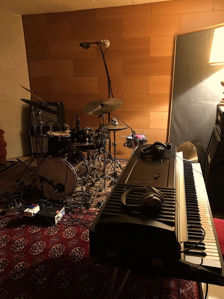 Fil's HOUSE Studio