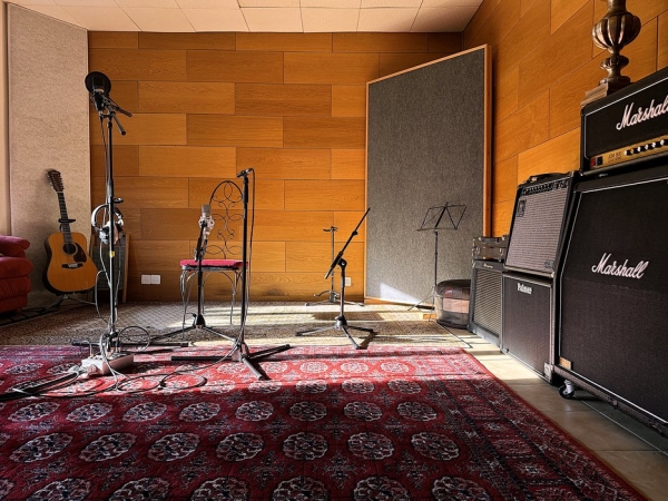 Fil's HOUSE Studio
